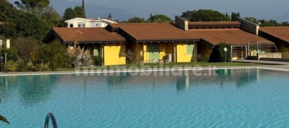 Apartamento de 2 dormitorios en Manerba del Garda, Italy No. 138485 22