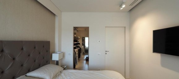 2 Schlafzimmer Penthouse in Florence, Italy, Nr. 114482 7