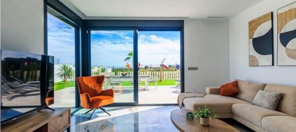 3 Schlafzimmer Villa in Alicante, Spain, Nr. 290636 4