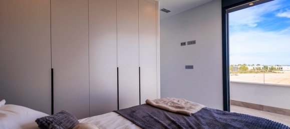 3 Schlafzimmer Villa in Alicante, Spain, Nr. 290636 20