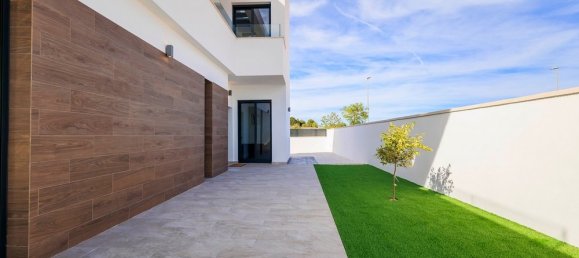 3 Schlafzimmer Villa in Alicante, Spain, Nr. 290636 28