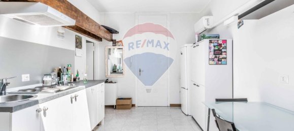 3 rooms Apartment in Gallarate, Italy No. 113499 3