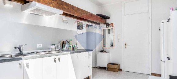 3 rooms Apartment in Gallarate, Italy No. 113499 2