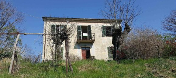 5 rooms House in Strevi, Italy No. 38003 2