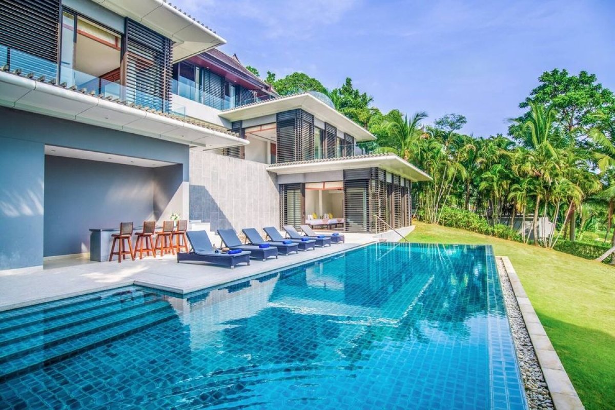 4 bedrooms Villa in Phuket, Thailand No. 5914