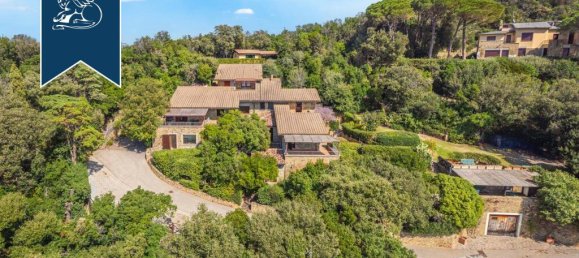 14 bedrooms Villa in Castiglione della Pescaia, Italy No. 110475 2