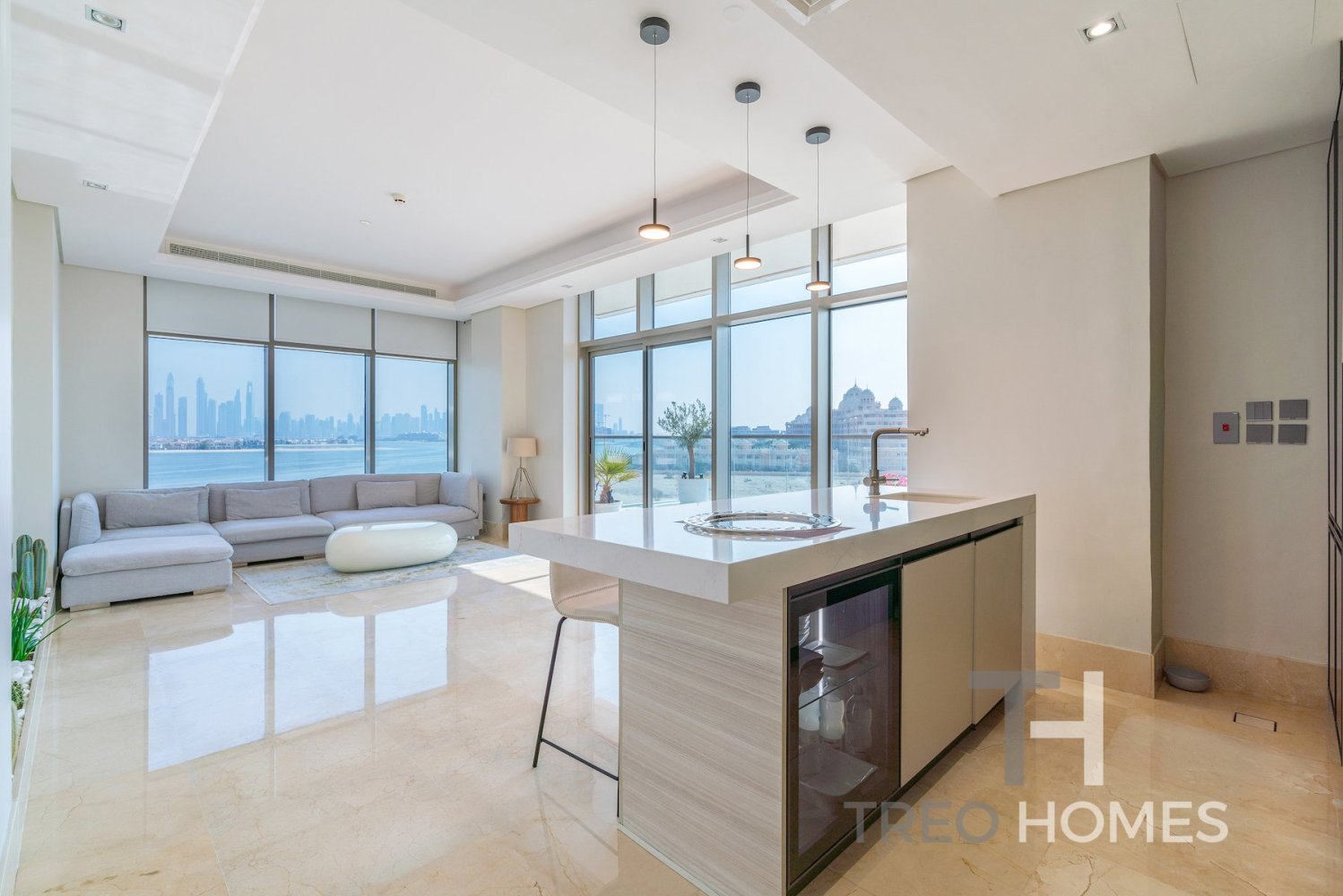 2 bedrooms Apartment in Palm Jumeirah, UAE No. 95665