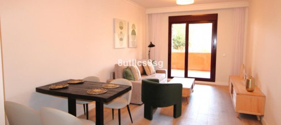 3 bedrooms Penthouse in El Paraiso, Spain No. 185391 4