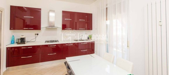 2 Schlafzimmer Wohnung in Busto Arsizio, Italy, Nr. 261684 15