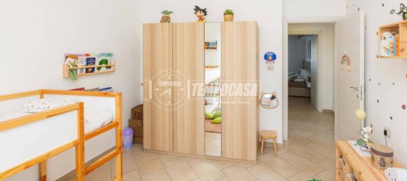 2 Schlafzimmer Wohnung in Busto Arsizio, Italy, Nr. 261684 9