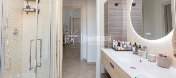 2 Schlafzimmer Wohnung in Busto Arsizio, Italy, Nr. 261684 6