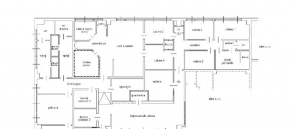 339m² Office in Udine, Italy No. 373066 16