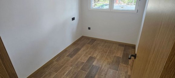 2 chambres Appartement à Zaragoza, Spain No. 161119 6