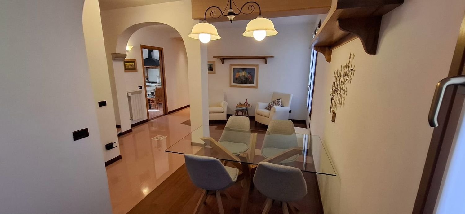 Casa de 10 divisões em Preganziol, Italy N.º 60045