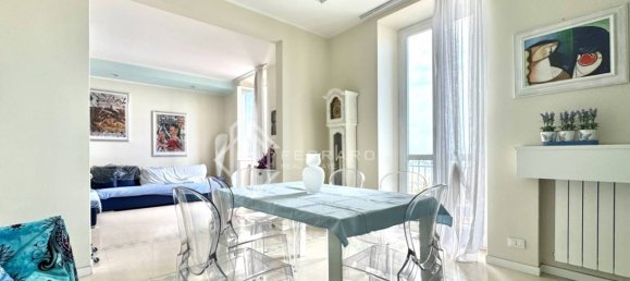 2 bedrooms Apartment in Albissola Marina, Italy No. 99655 2