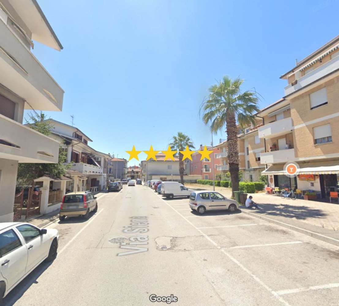 5 rooms Apartment in Porto Sant'Elpidio, Italy No. 93267