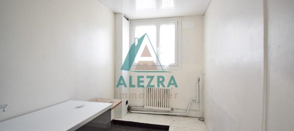 3 chambres Appartement à Rueil-Malmaison, France No. 351984 12