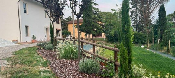 2 bedrooms House in San Miniato, Italy No. 223240 2