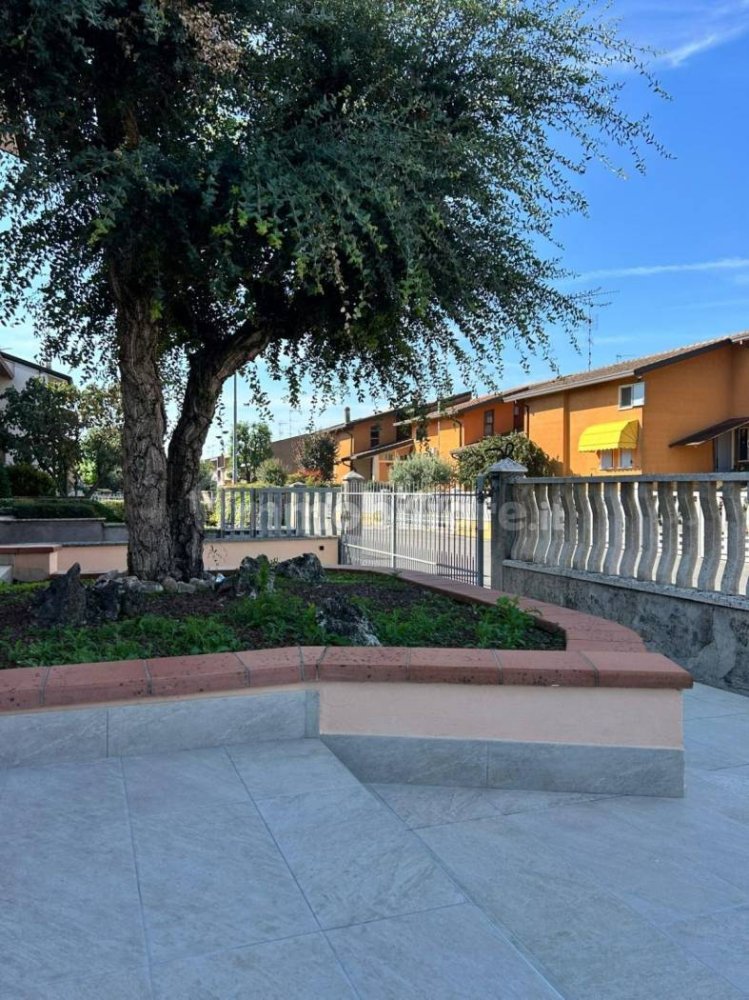 3 bedrooms Villa in Alfianello, Italy No. 355746