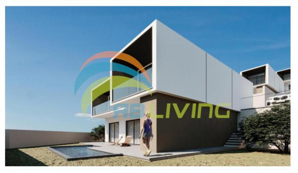 3 bedrooms House in Funchal, Portugal No. 541