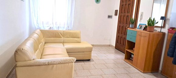 5 rooms House in Bevilacqua, Italy No. 74771 3