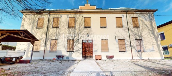 10 rooms Duplex in Cento, Italy No. 155229 21