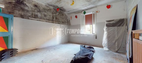 10 rooms Duplex in Cento, Italy No. 155229 8