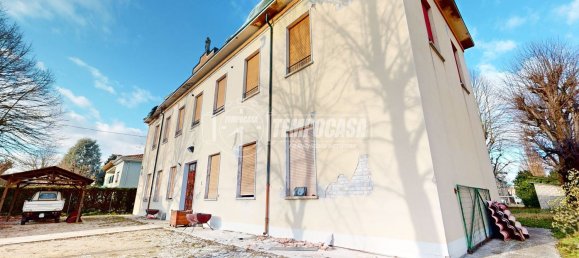 10 rooms Duplex in Cento, Italy No. 155229 23