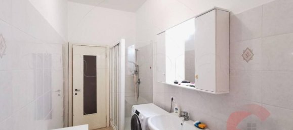 Apartamento de 2 habitaciónes en Magenta, Italy No. 164355 11