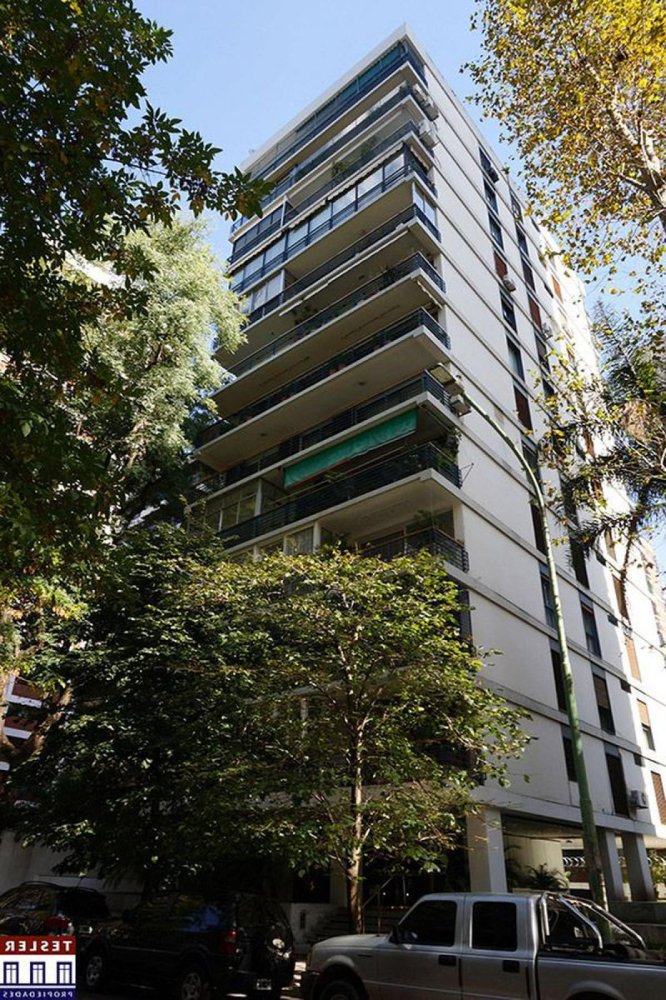 4 bedrooms Apartment in Buenos Aires, Argentina No. 74678