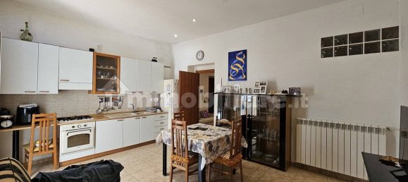 2 Schlafzimmer Wohnung in Taranto, Italy, Nr. 340225 10