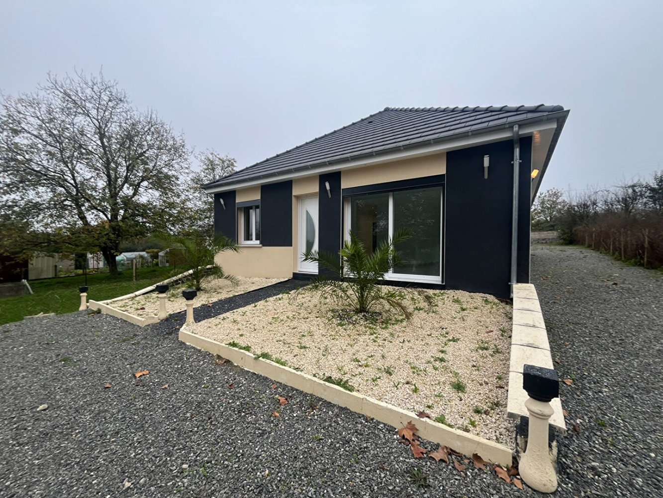 3 bedrooms House in Jouet-sur-l'Aubois, France No. 51705