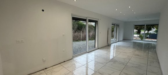 3 bedrooms House in Jouet-sur-l'Aubois, France No. 51705 5