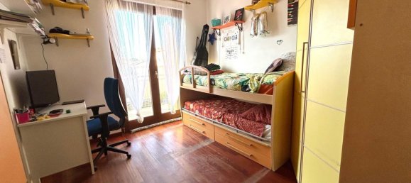 Вилла с 5 комнатами в Монтелупо Фьорентино, Италия № 122570 10