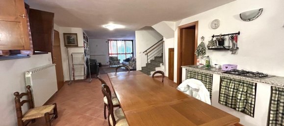 Вилла с 5 комнатами в Монтелупо Фьорентино, Италия № 122570 36