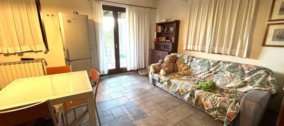 Вилла с 5 комнатами в Монтелупо Фьорентино, Италия № 122570 24