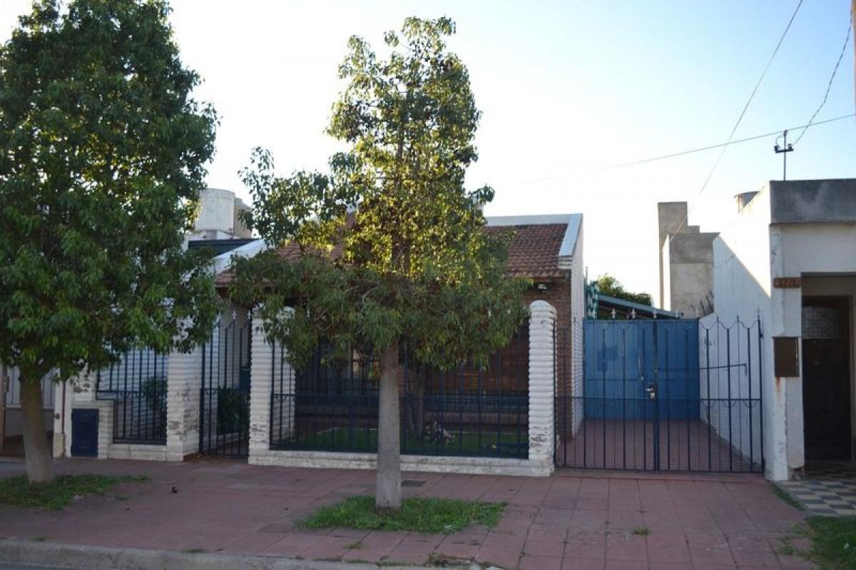 2 bedrooms House in Buenos Aires, Argentina No. 76231