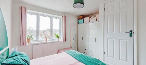 2 bedrooms House in Crawley, United Kingdom No. 6279 12