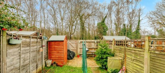 2 bedrooms House in Crawley, United Kingdom No. 6279 15