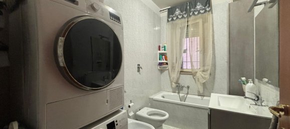 4-salle Appartement à Foggia, Italy No. 24540 29