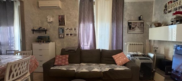 4-salle Appartement à Foggia, Italy No. 24540 12