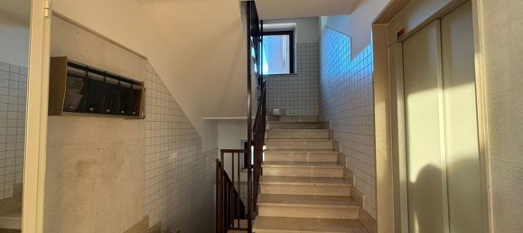 4-salle Appartement à Foggia, Italy No. 24540 9