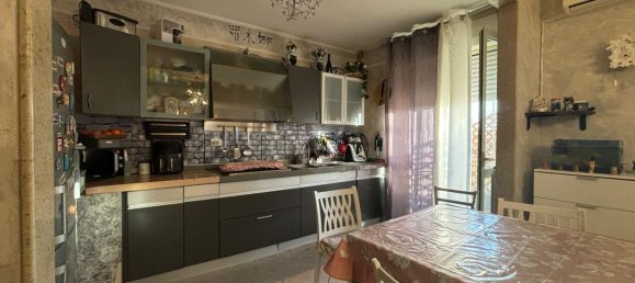 4-salle Appartement à Foggia, Italy No. 24540 20