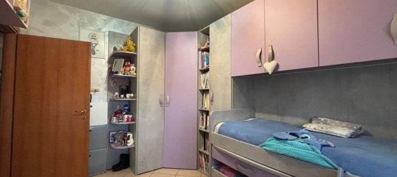 4-salle Appartement à Foggia, Italy No. 24540 36