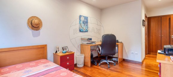 4 bedrooms House in Senhora da Hora, Portugal No. 16770 40