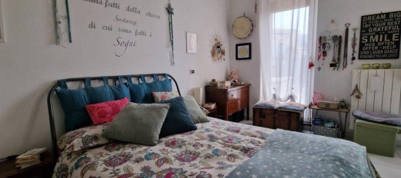 2 rooms Apartment in Genoa, Italy No. 150489 6