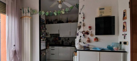 2 rooms Apartment in Genoa, Italy No. 150489 11