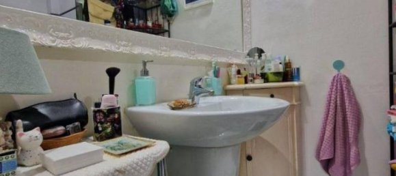 2 rooms Apartment in Genoa, Italy No. 150489 5