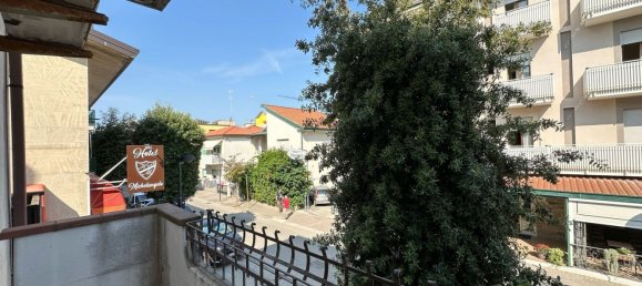 3-salle Appartement à Caorle, Italy No. 270656 26