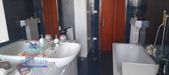 3 bedrooms Villa in Calderara di Reno, Italy No. 87247 21